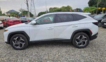 Hyundai Tucson Hybrid full