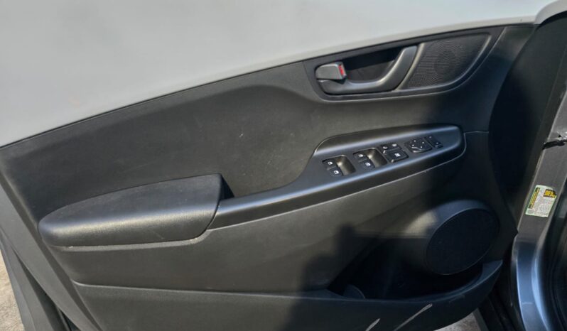 Hyundai Kona 2021 full