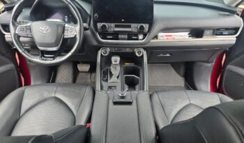 Toyota Grand Highlander sports full