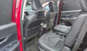 Toyota Grand Highlander sports full