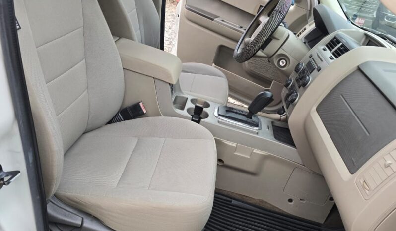 Ford Escape 2010 full