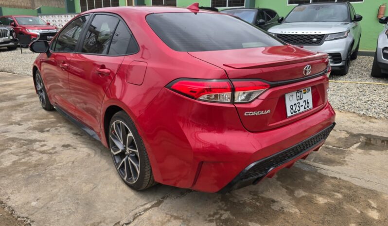 Toyota Corolla SE 2020 full