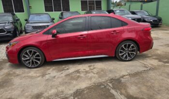 Toyota Corolla SE 2020 full