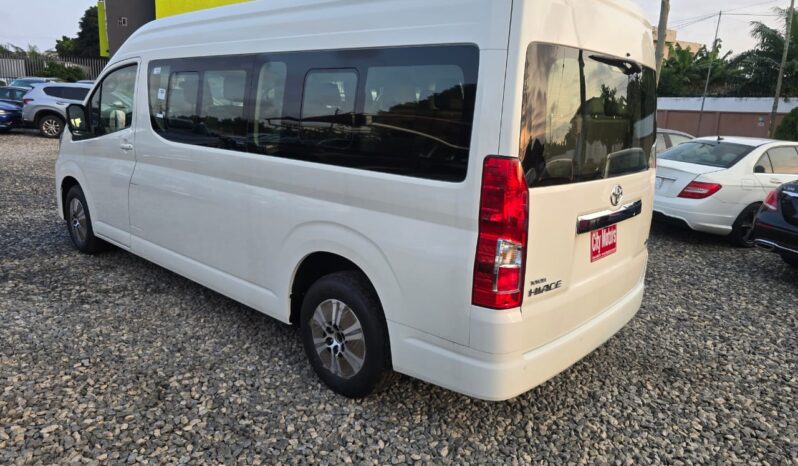 Toyota Hiace GL full
