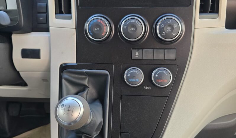 Toyota Hiace GL full