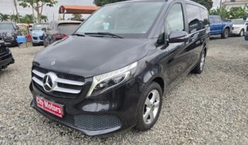 Mercedes Benz V300d full