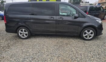 Mercedes Benz V300d full