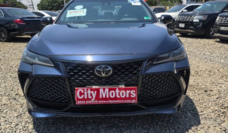 Toyota Avalon 2019 full
