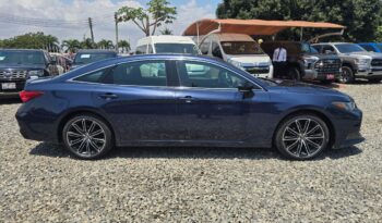 Toyota Avalon 2019 full
