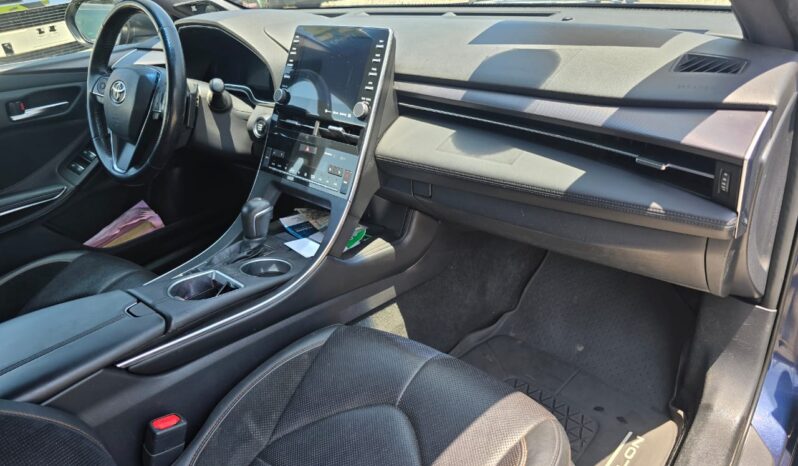 Toyota Avalon 2019 full