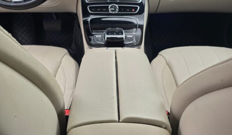 Mercedes Benz E300 2017 full