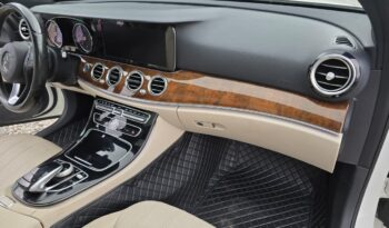 Mercedes Benz E300 2017 full