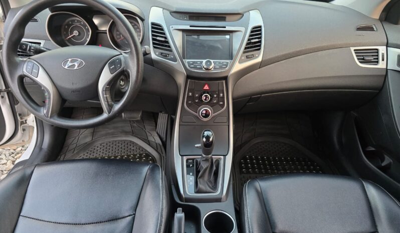 Hyundai Avante 2013 full