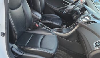 Hyundai Avante 2013 full