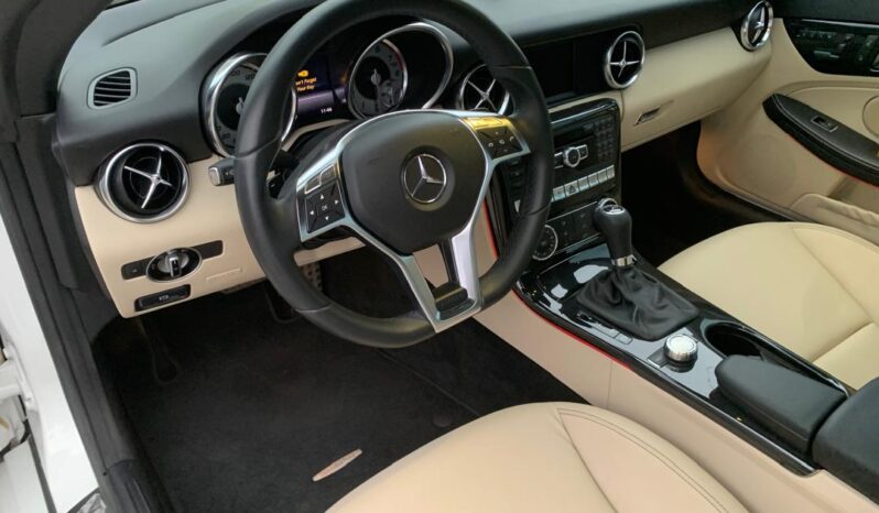 Mercedes Benz SLK 250 Convertible full
